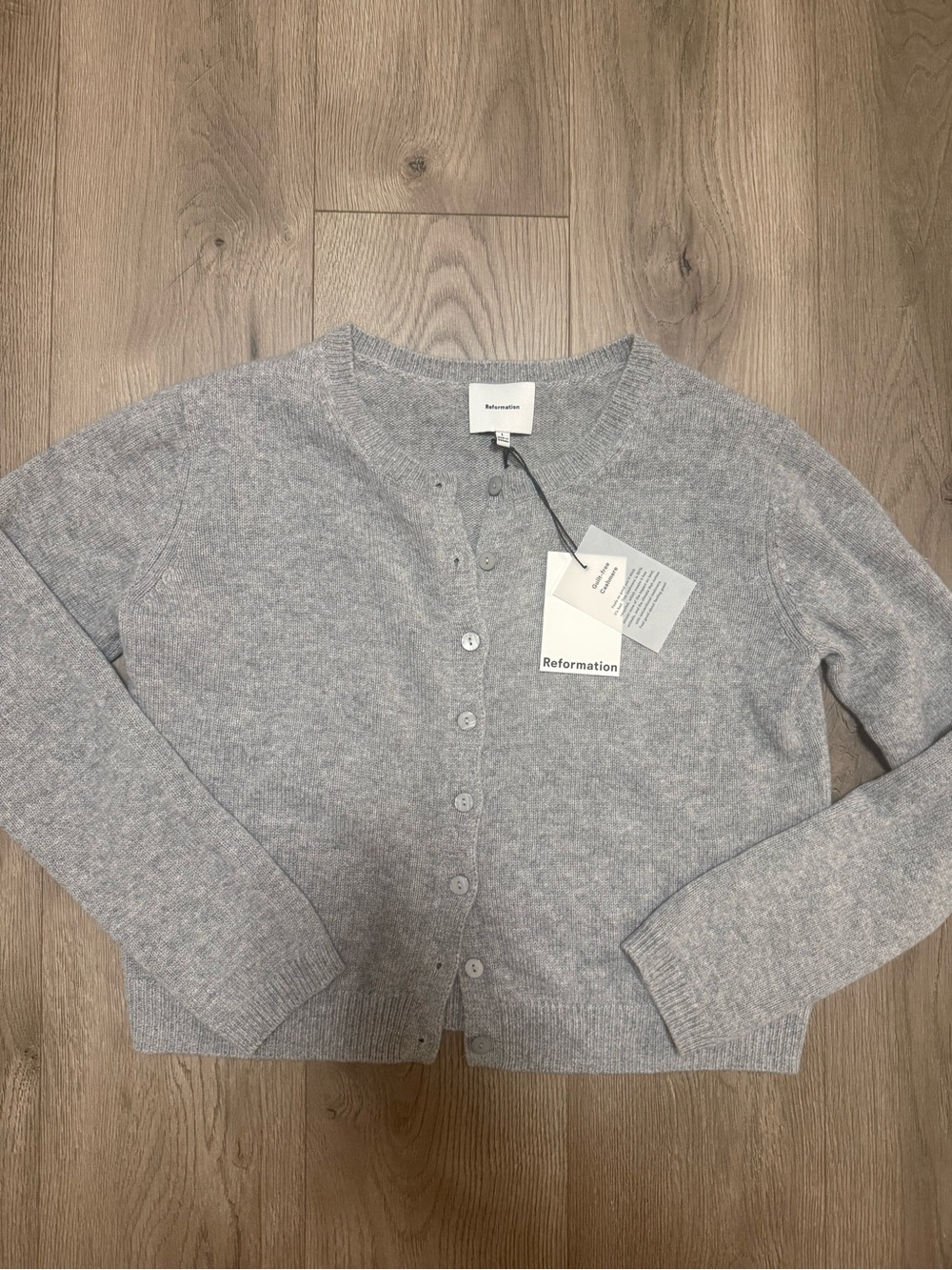 Reformation Clara Cashmere Cardigan Sweater NWT Gray Large 95% Recycled Cashmere - Picture 3 of 8